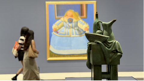 Los «gorditos» (y «gorditas») del artista Fernando Botero triunfan en China