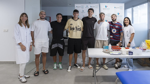 Los jugadores del Málaga CF se someten a una analítica completa con Quirónsalud Málaga como cierre de los reconocimientos de pretemporada